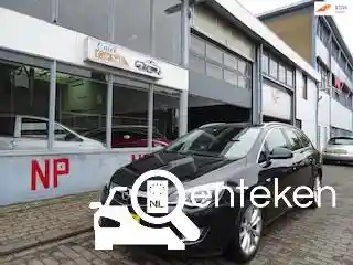 Opel Astra Sports Tourer 1.4 Turbo 2011