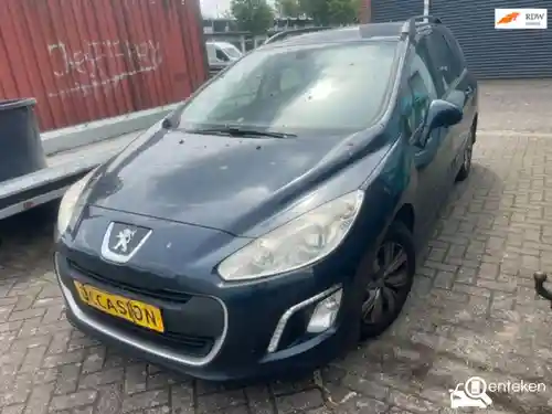 Peugeot 308 SW e-HDi 110 2013