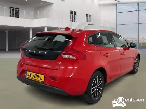 Volvo V40 T2 2016