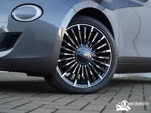 Fiat 500e 42 kWh 2021