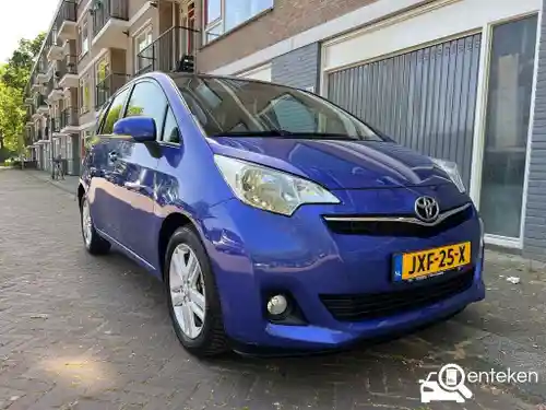 Toyota Verso-S 1.33 2011
