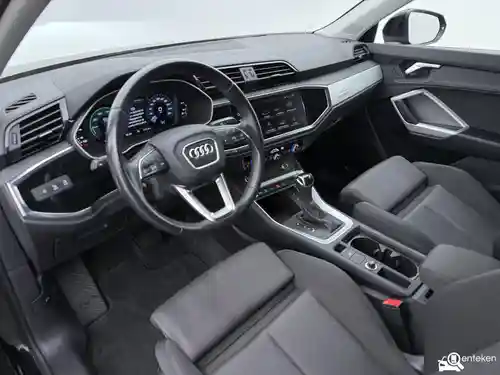 Audi Q3 45 TFSI e 2023