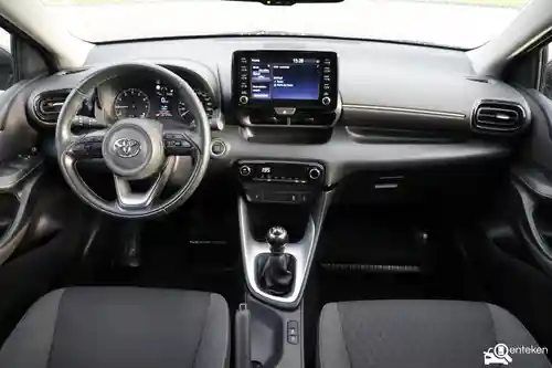 Toyota Yaris 1.5 2024