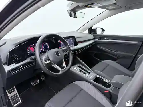 VW Golf 1.5 eTSI 2022