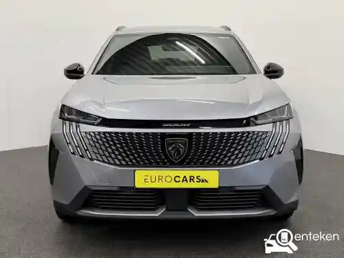 Peugeot 5008 1.2 HYBRID 136 2025