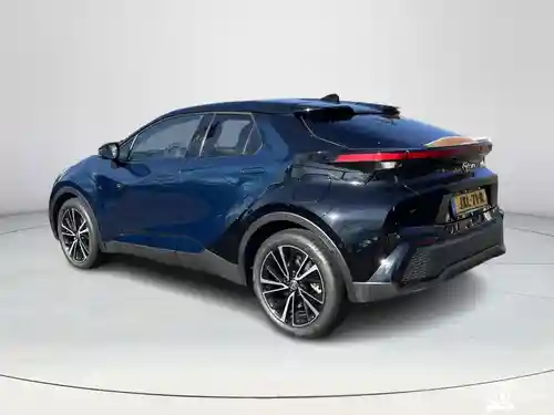 Toyota C-HR 2.0 Hybrid 2025
