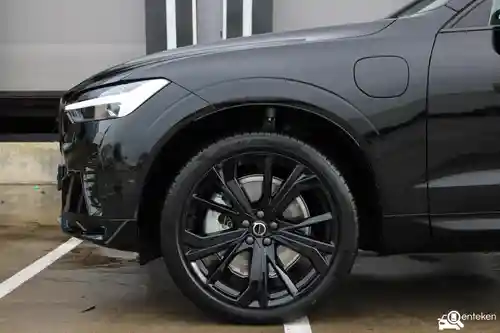 Volvo XC60 Plug-in Hybrid T6 2025