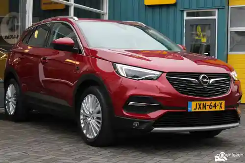 Opel Grandland X 1.6 DI Turbo 2020