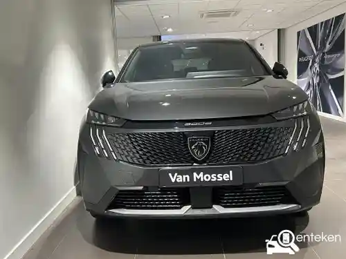 Peugeot 3008 1.2 HYBRID 136 2025