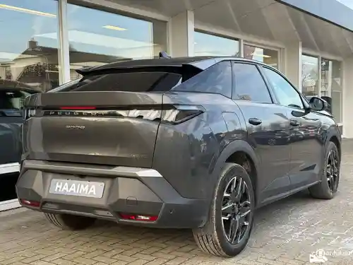 Peugeot 3008 1.2 HYBRID 136 2025