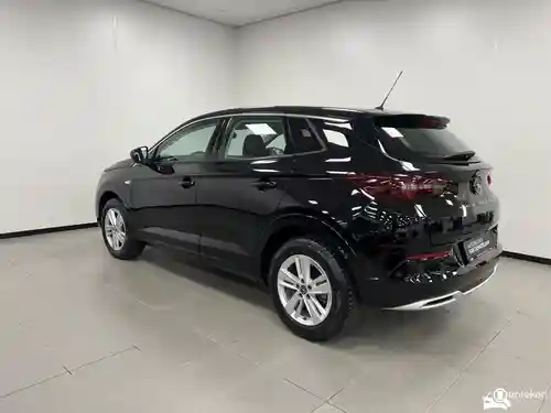 Opel Grandland 1.2 DI Turbo 2024
