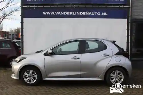 Mazda 2 Hybrid 2023