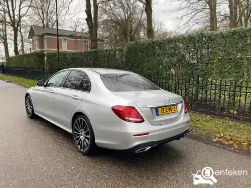Mercedes-Benz E 220 d 2016