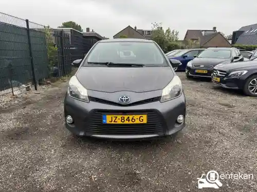 Toyota Yaris 1.5 Hybrid 2013