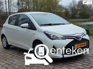 Toyota Yaris 1.5 Hybrid 2016