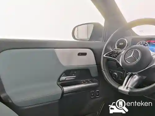 Mercedes-Benz GLA 250 e 2024