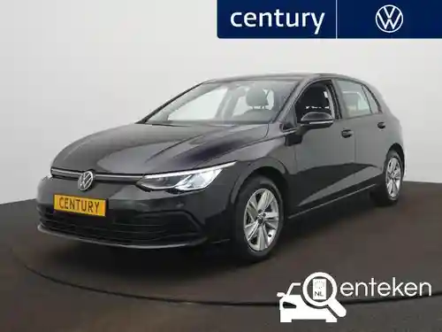 VW Golf 1.0 eTSI 2023
