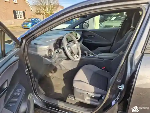 Toyota C-HR 2.0 Hybrid 2024