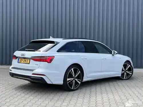Audi A6 Avant 55 TFSI e 2023