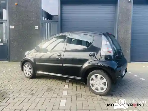 Peugeot 107 1.0 70 2010