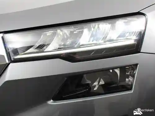 Skoda Karoq 1.5 TSI 2025