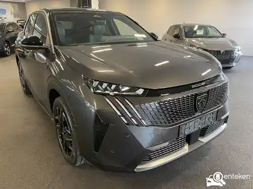 Peugeot 3008 1.2 HYBRID 136 2025