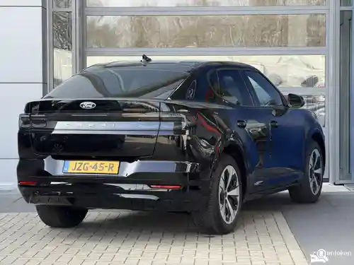 Ford Capri Standard Range (52 kWh) 2026