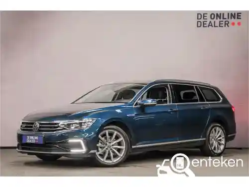 VW Passat Variant GTE 2022