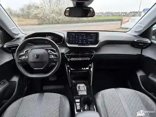 Peugeot 208 1.2 PureTech 100 2024