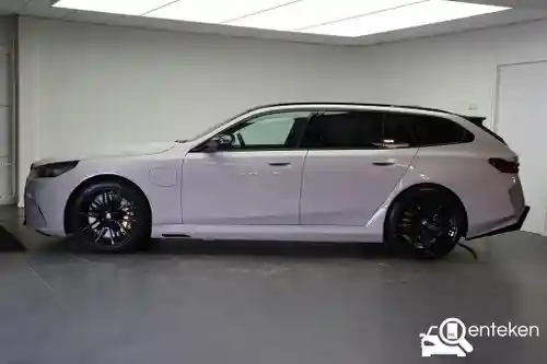 BMW M5 Touring 2026