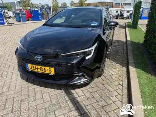 Toyota Corolla Touring Sports 2.0 Hybrid 2025