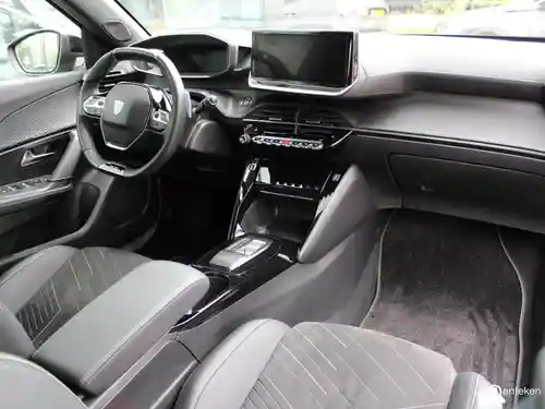 Peugeot 2008 1.2 Hybrid 145 2026