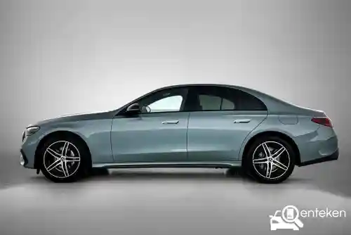 Mercedes-Benz E 300 e 2024