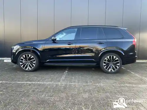 Volvo XC90 Plug-in Hybrid T8 2025