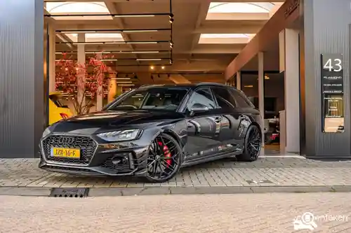 Audi RS4 Avant 2022