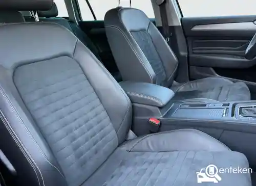 VW Passat Variant GTE 2021