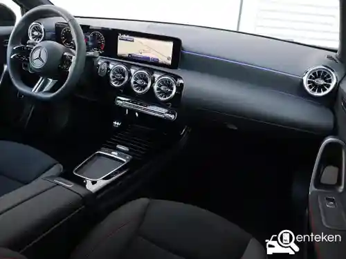 Mercedes-Benz A 250 e 2026