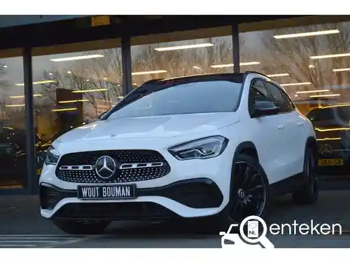 Mercedes-Benz GLA 200 2021