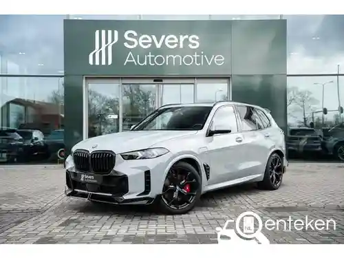 BMW X5 xDrive50e 2025