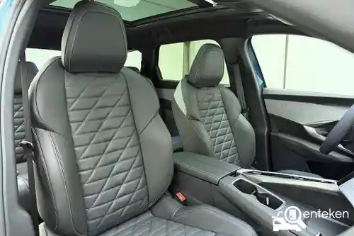 Peugeot 5008 1.2 Hybrid 145 2026