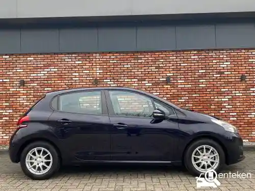 Peugeot 208 1.2 PureTech 82 2016