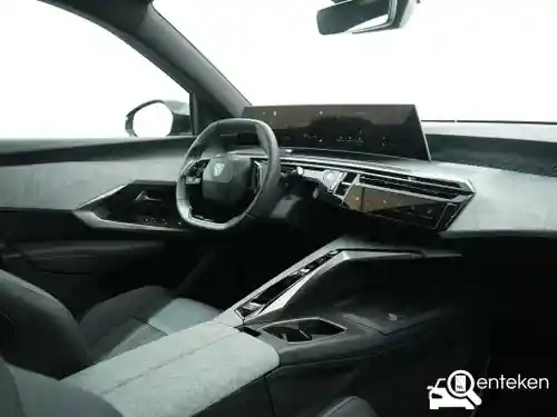 Peugeot 3008 1.2 HYBRID 136 2025