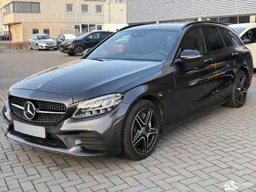 Mercedes-Benz C 300 e T-model 2020