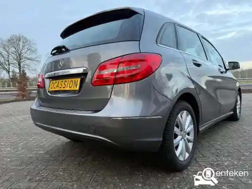 Mercedes-Benz B 180 BlueEFFICIENCY 2012