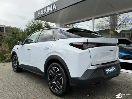 Peugeot 3008 1.2 HYBRID 136 2025