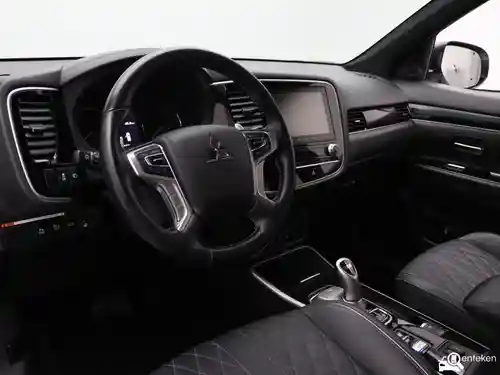 Mitsubishi Outlander 2.4 Plug-In Hybrid 2021