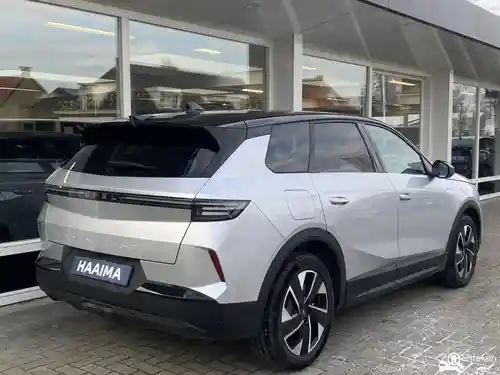 Opel Grandland 1.2 DI Turbo Hybrid 2025