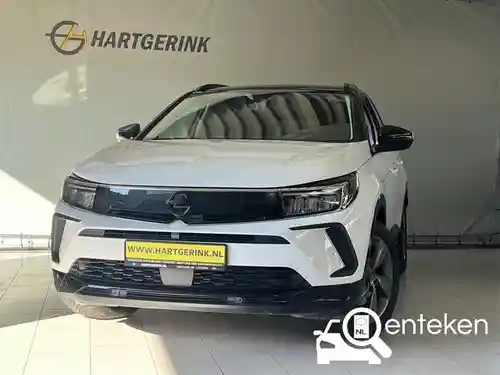 Opel Grandland 1.6 DI Turbo Hybrid 2022