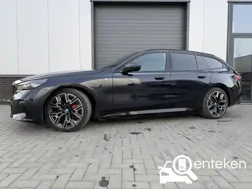 BMW i5 Touring eDrive40 2024