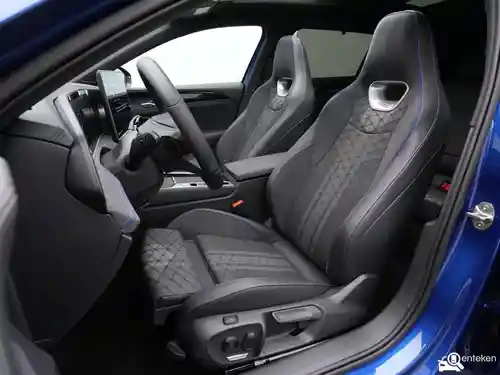 VW Passat Variant 1.5 eHybrid 2025